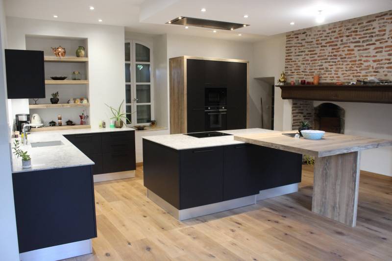 conception d'une cuisine sur mesure avec ilot central à Tarbes